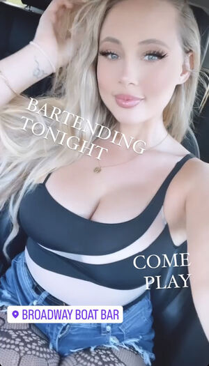 Cara Luby OnlyFans Leak Picture - Thumbnail lfEVY8eCcZ