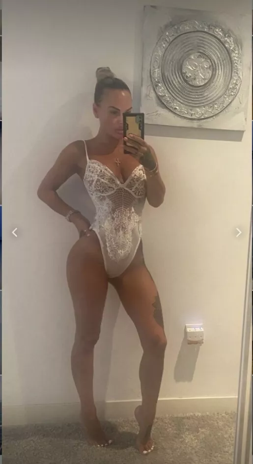 Chantelle Connelly OnlyFans Leak Picture - Thumbnail 6lmQlmsgg4