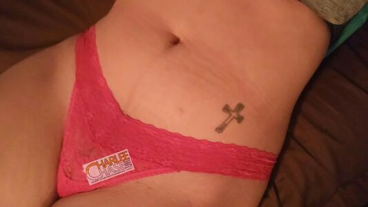 Charlee Chase OnlyFans Leak Picture - Thumbnail c2JYQGafHD