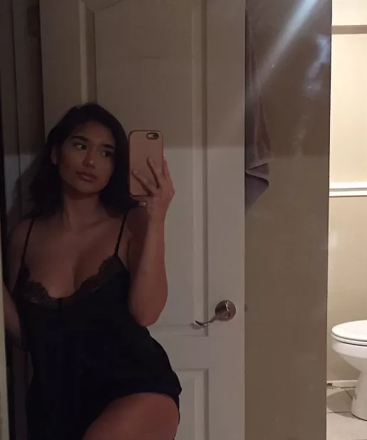 Chloe Medina OnlyFans Leak Picture - Thumbnail lJQDXnzy1P