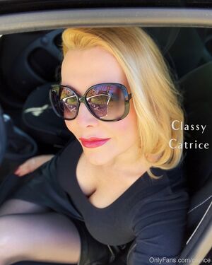 Classy Catrice OnlyFans Leak Picture - Thumbnail YarqsOxzNE