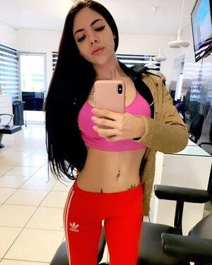 Claudia Guajardo OnlyFans Leak Picture - Thumbnail CKuGL55toM