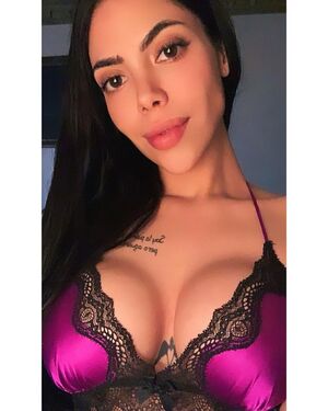 Claudia Guajardo OnlyFans Leak Picture - Thumbnail yxhHywz9K2