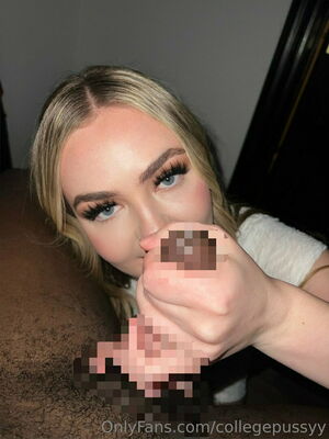 Collegepussyy OnlyFans Leak Picture - Thumbnail LnRNEgPtEr