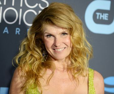 Connie Britton OnlyFans Leak Picture - Thumbnail UIy2Zpa1Q8