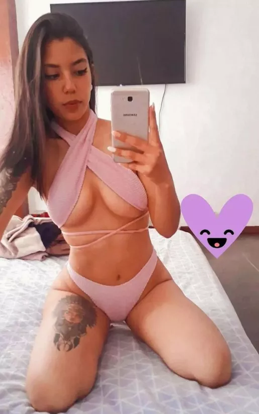 Daniela Morelyscastillo OnlyFans Leak Picture - Thumbnail GL5UEuNc94