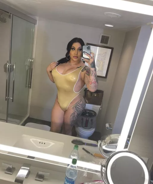 Demii D Best OnlyFans Leak Picture - Thumbnail Shi8rB71GI