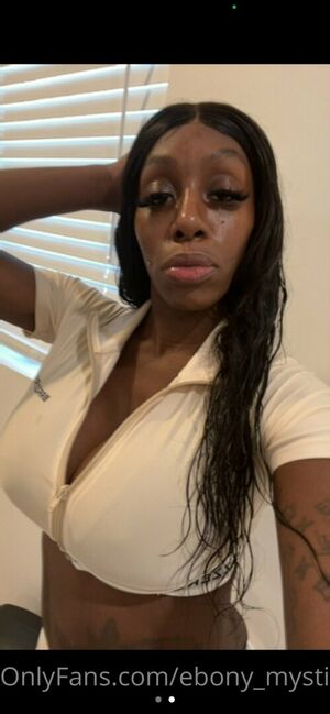 Ebony Mystique OnlyFans Leak Picture - Thumbnail 7qsUR8b8Lp