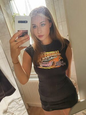 Elina Twich OnlyFans Leak Picture - Thumbnail FkTESJ92yS