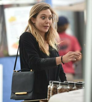 Elizabeth Olsen OnlyFans Leak Picture - Thumbnail KGAT95QTed