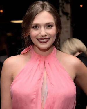 Elizabeth Olsen OnlyFans Leak Picture - Thumbnail SSS35Umc2U