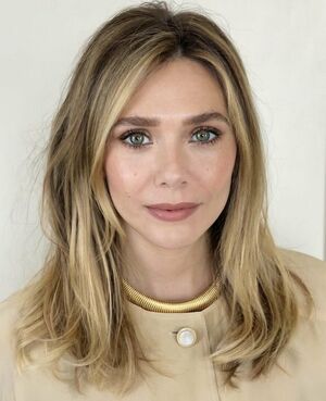 Elizabeth Olsen OnlyFans Leak Picture - Thumbnail WkIezBM0Ei