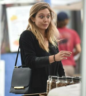 Elizabeth Olsen OnlyFans Leak Picture - Thumbnail bTn1s9nhfN