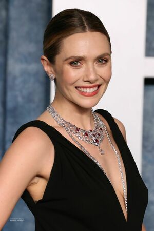 Elizabeth Olsen OnlyFans Leak Picture - Thumbnail u74gYs4yXe