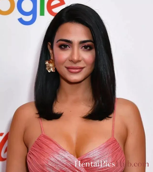 Emeraude Toubia Nude OnlyFans Leak Photo U5zNjyr9zU