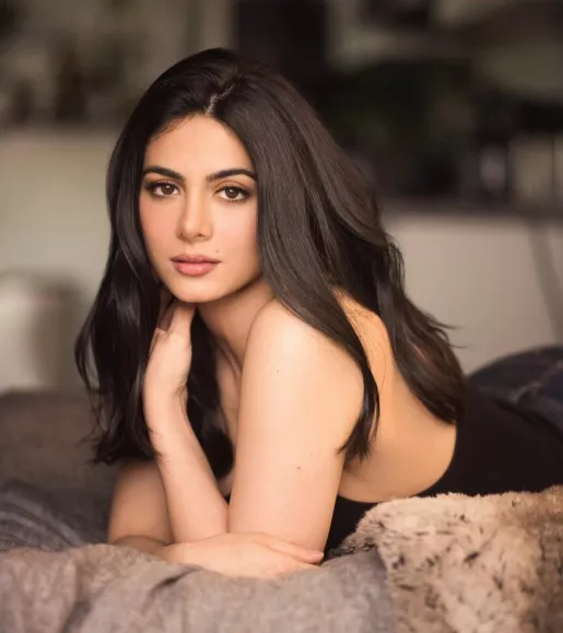 Emeraude Toubia OnlyFans Leak Picture - Thumbnail 7IzussQLAF