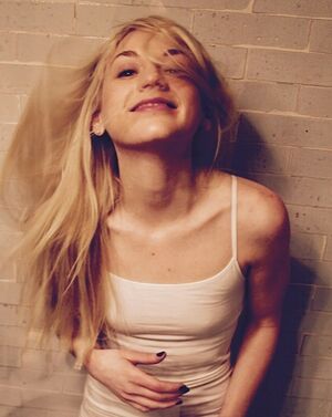 Emily Kinney OnlyFans Leak Picture - Thumbnail GfCic1dg3M