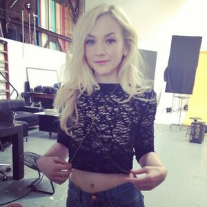 Emily Kinney OnlyFans Leak Picture - Thumbnail Ok6R7AXKCa