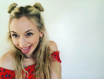 Emily Kinney OnlyFans Leak Picture - Thumbnail XjQBUEMnbO