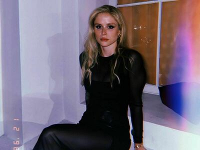 Erin Moriarty OnlyFans Leak Picture - Thumbnail MXSYo8Cf6z