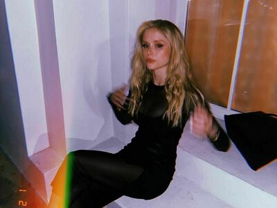 Erin Moriarty OnlyFans Leak Picture - Thumbnail pEOLtZbhMr