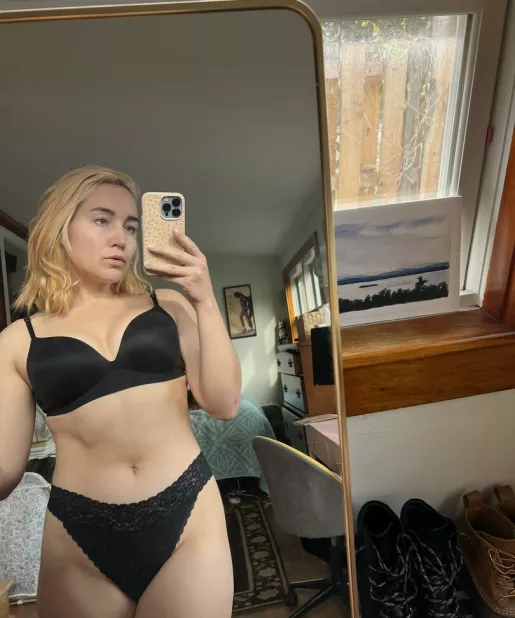 Erin Postsoffice OnlyFans Leak Picture - Thumbnail yniKbEWqSs