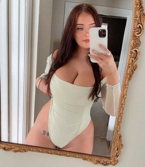 Evelyn White OnlyFans Leak Picture - Thumbnail nKHoxpmejx