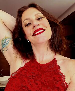 Floor Jansen OnlyFans Leak Picture - Thumbnail 5OUN2QwVWQ