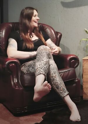 Floor Jansen OnlyFans Leak Picture - Thumbnail fq3hEJo04D