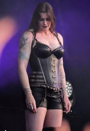 Floor Jansen OnlyFans Leak Picture - Thumbnail t5PkhWtiT2