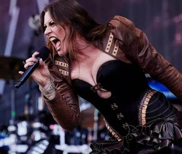 Floor Jansen OnlyFans Leak Picture - Thumbnail yleoyHjOCl