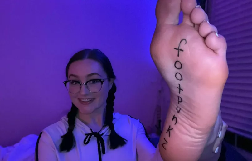 Footpunkz OnlyFans Leak Picture - Thumbnail VgYKACbiTz