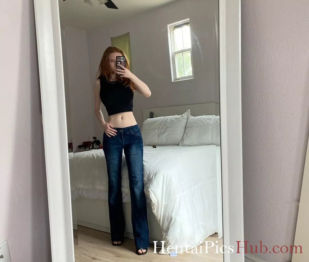 Francesca Capaldi Nude OnlyFans Leak Photo BFYtT8B27x