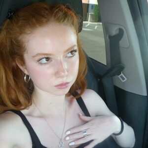 Francesca Capaldi OnlyFans Leak Picture - Thumbnail ABkwWoGTQR