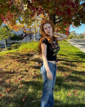 Francesca Capaldi OnlyFans Leak Picture - Thumbnail MRdstRcwFF