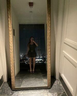 Francesca Capaldi OnlyFans Leak Picture - Thumbnail fUDuX0TG8O