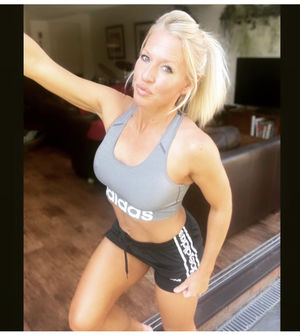 Gail Emms OnlyFans Leak Picture - Thumbnail Ghwf0em8PG