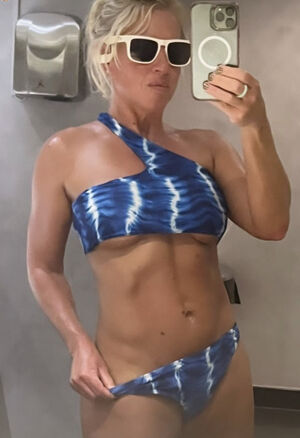 Gail Emms OnlyFans Leak Picture - Thumbnail U2jwGBtyGU