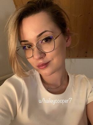 Hailey Cooper OnlyFans Leak Picture - Thumbnail YJOfECk7qD