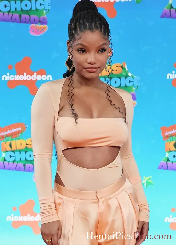 Halle Bailey Nude OnlyFans Leak Photo NnKY2OLNDi