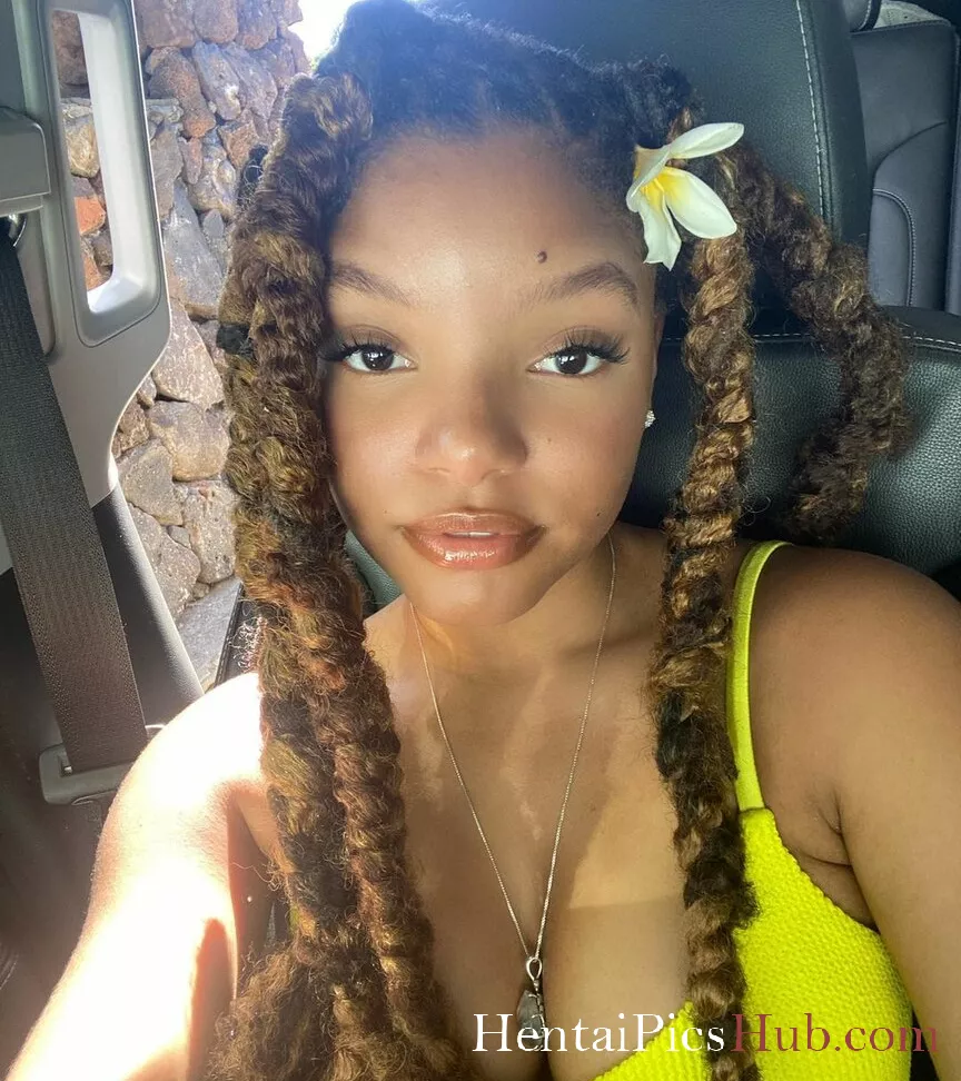 Halle Bailey Nude OnlyFans Leak Photo eiylK4X0Ex