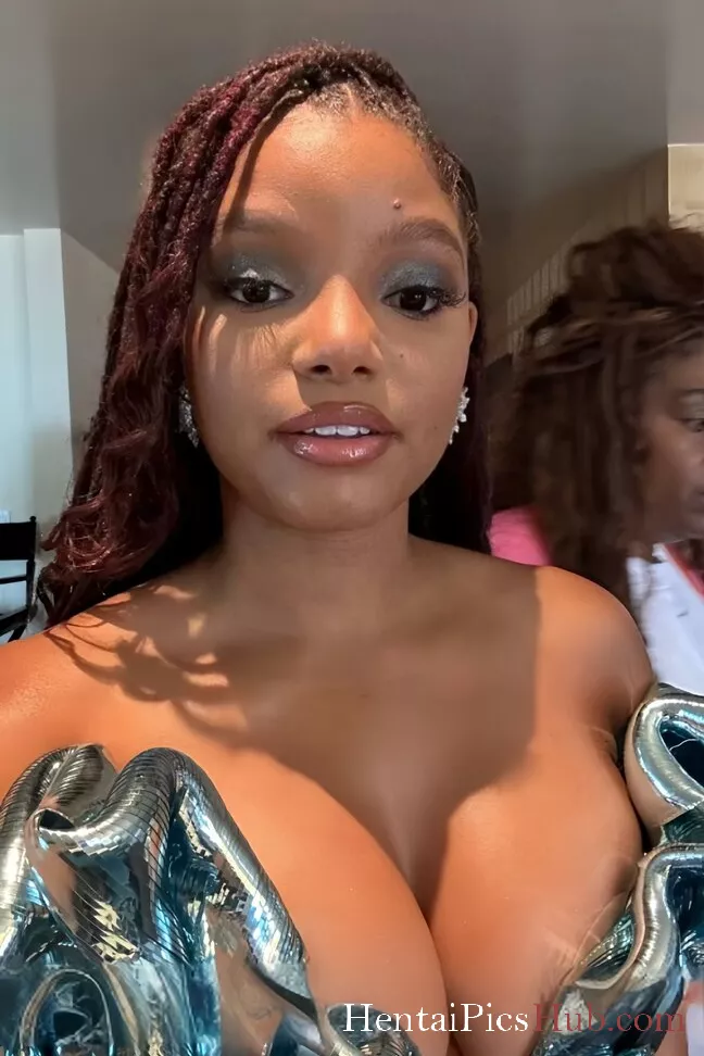 Halle Bailey Nude OnlyFans Leak Photo urulrlPxkf