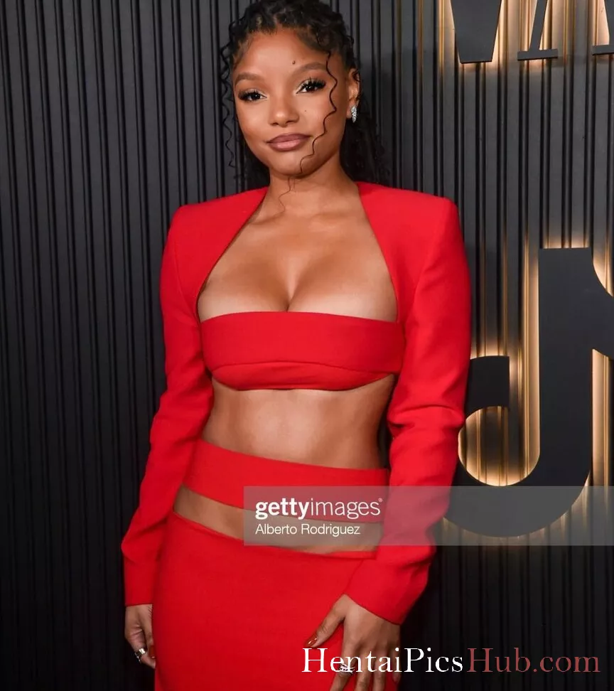 Halle Bailey Nude OnlyFans Leak Photo yiRLNHuWw4