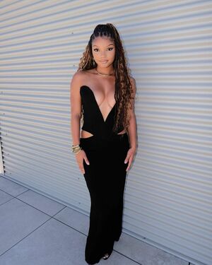 Halle Bailey OnlyFans Leak Picture - Thumbnail 1skWSKJC2F