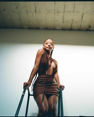 Halle Bailey OnlyFans Leak Picture - Thumbnail 40MDz4ETfH