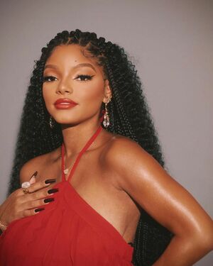 Halle Bailey OnlyFans Leak Picture - Thumbnail 6Ftw31gJV2