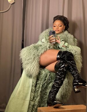 Halle Bailey OnlyFans Leak Picture - Thumbnail DFVMgXHzQC