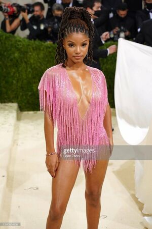 Halle Bailey OnlyFans Leak Picture - Thumbnail UbVvMTKXTU