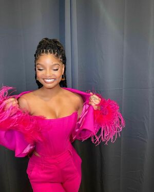 Halle Bailey OnlyFans Leak Picture - Thumbnail ie9eukiGv9