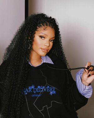 Halle Bailey OnlyFans Leak Picture - Thumbnail jSyUJSEACG